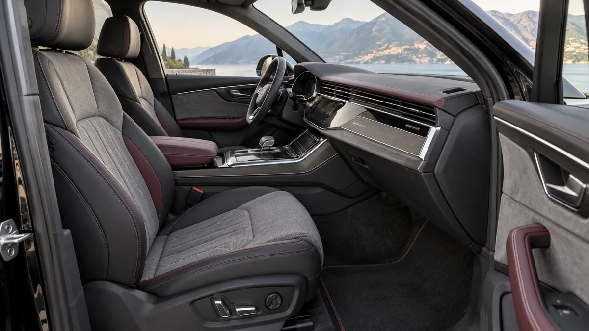 Gợi ý phối ghế Audi Q7