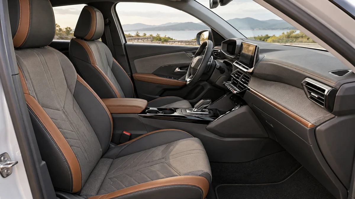 Gợi ý phối ghế Peugeot 2008