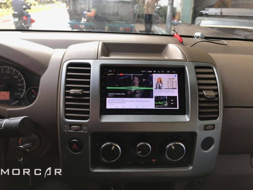 NISSAN NAVARA 2010-2014