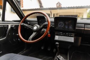 Cách bảo quản nội thất ô tô