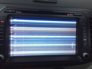 Màn hình Android ô tô bị lỗi