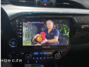 Màn hình android cho xe Hilux Morcar M7862S