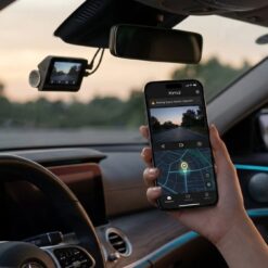 Tính năng kết nối 4G giám sát đỗ xe và định vị xe từ xa qua ứng dụng điện thoại 70mai A810
